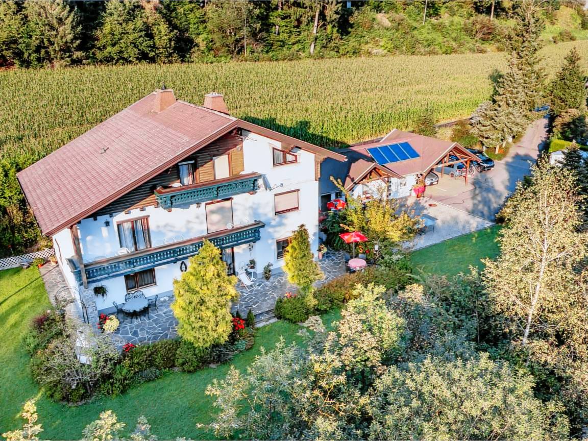 Ferienwohnungen in der Urlaubsregion Simonhöhe in Kärnten 4 Ferienwohnung Alpenrose auf der Simonhöhe